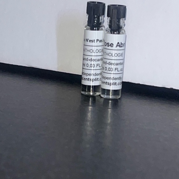 Rose Absolution Perfume Sample - Picture 4 of 4